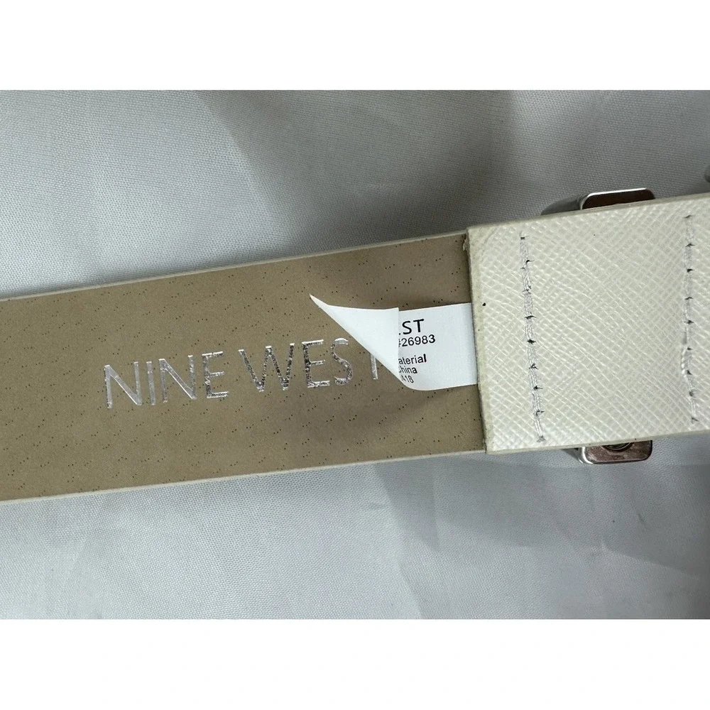 Nine West Womens M 32/34 Creamy White Belt Silver Buckle 1 1/4